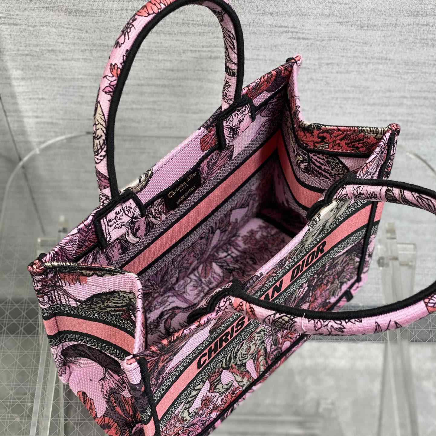 Dior Small Dior Book Tote - PerfectKickZ