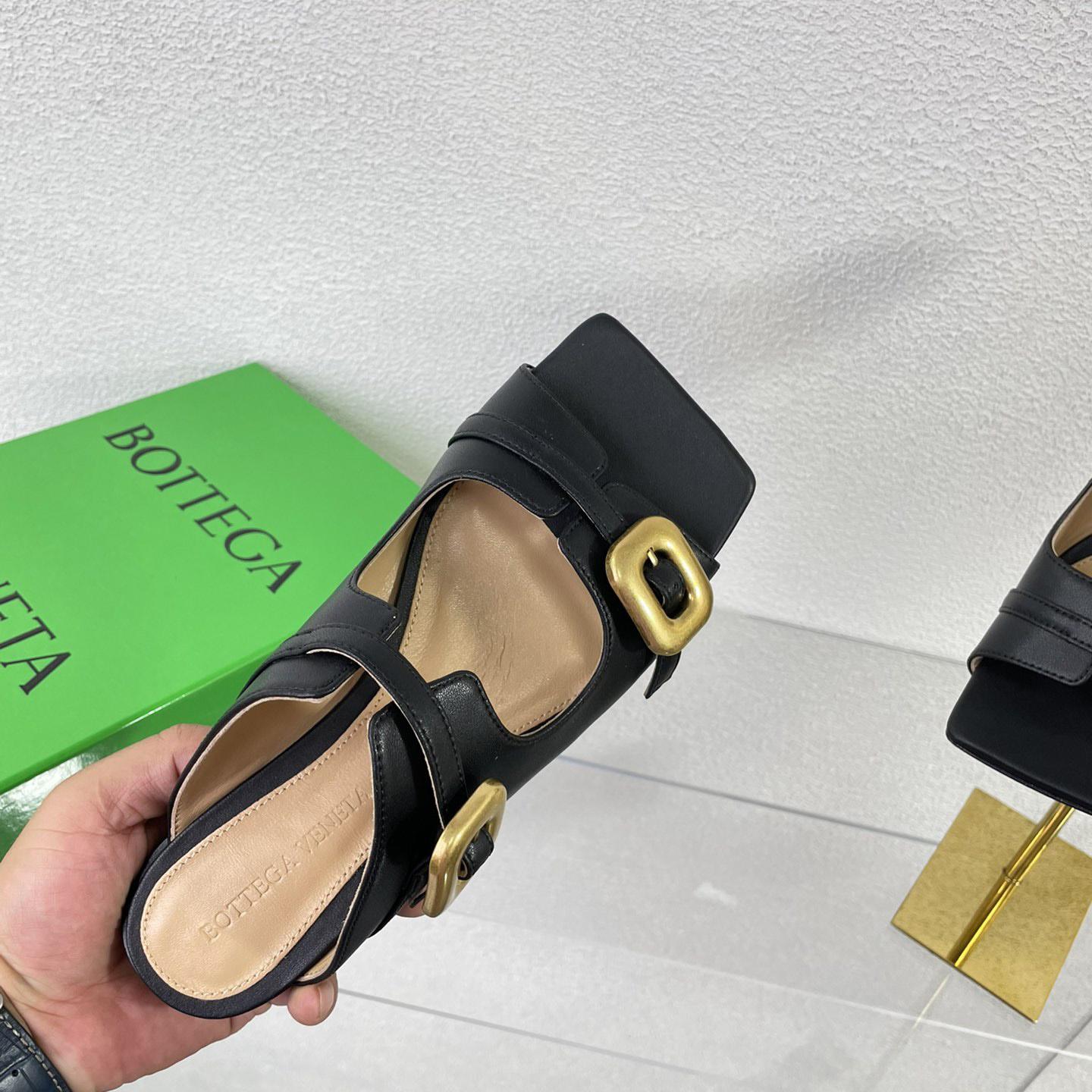 Bottega Veneta Stretch Buckle Mule Sandal Flat - PerfectKickZ
