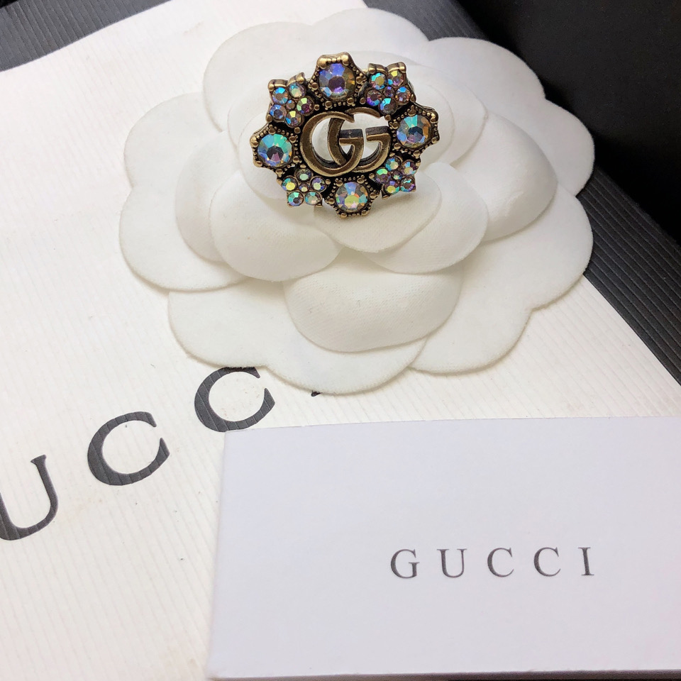 Gucci Double G Crystal Flower Ring - PerfectKickZ