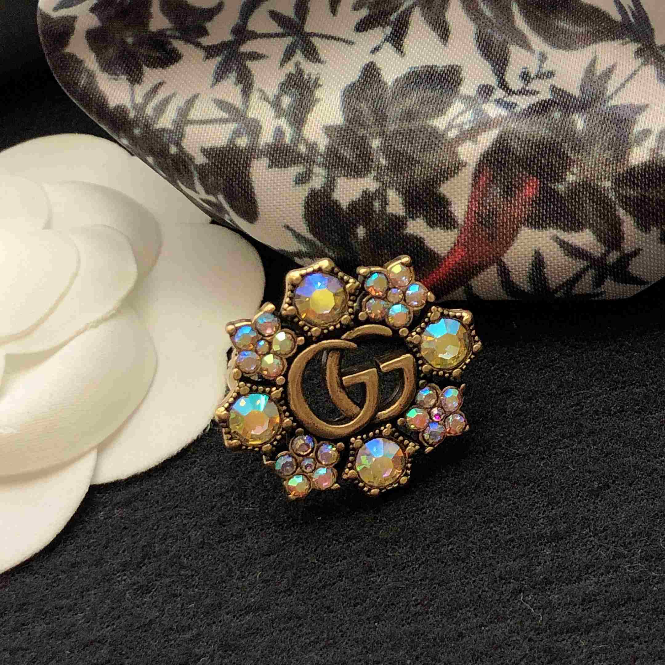 Gucci Double G Crystal Flower Ring - PerfectKickZ