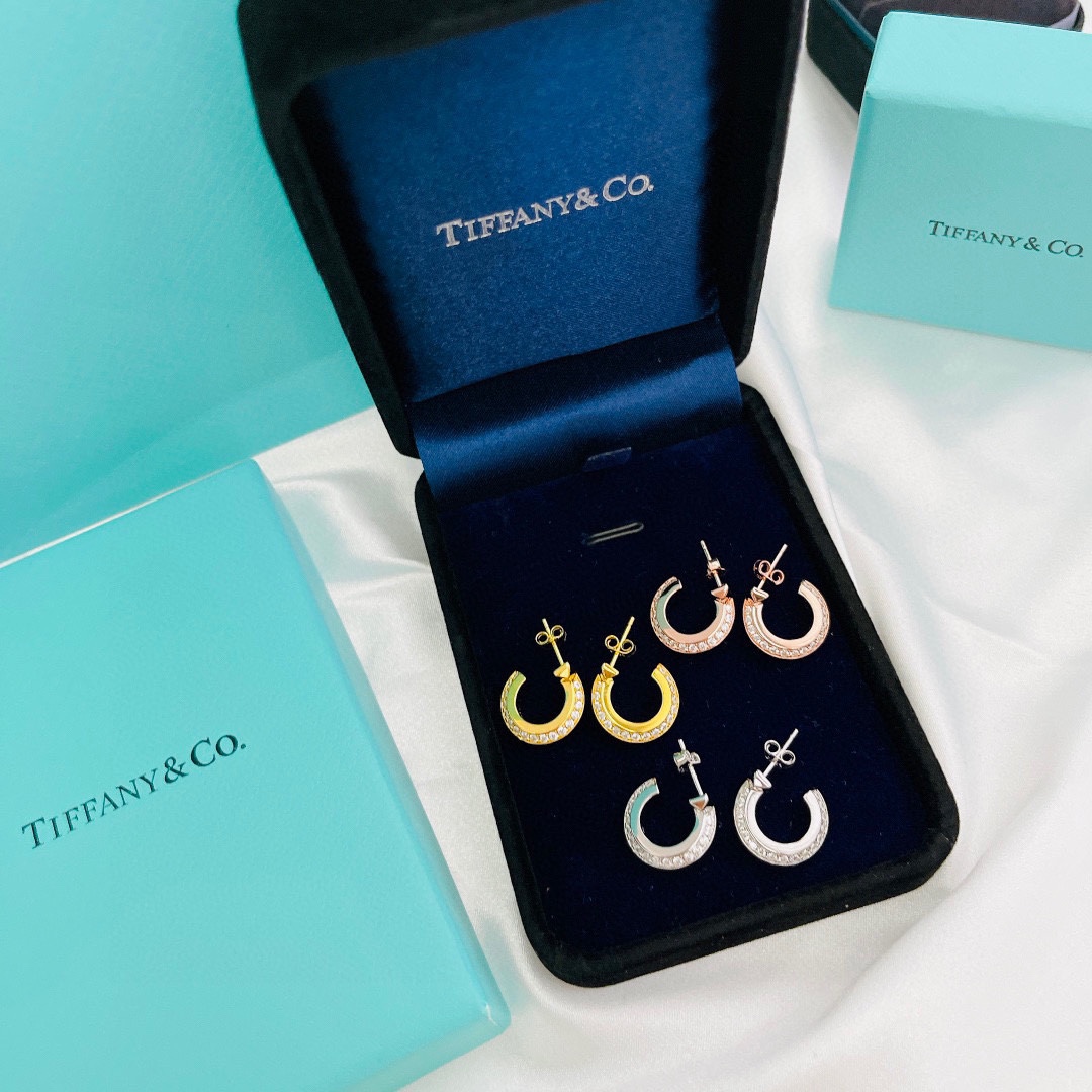 Tiffany&CO T1 Hoop Earrings - PerfectKickZ