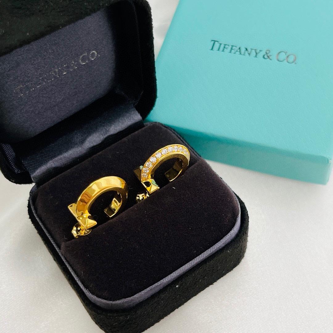 Tiffany&CO T1 Hoop Earrings - PerfectKickZ