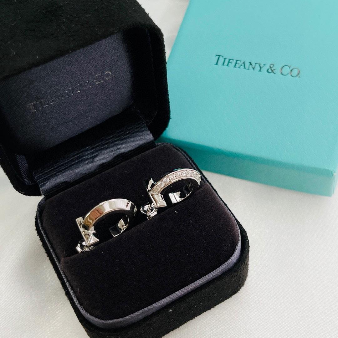 Tiffany&CO T1 Hoop Earrings - PerfectKickZ