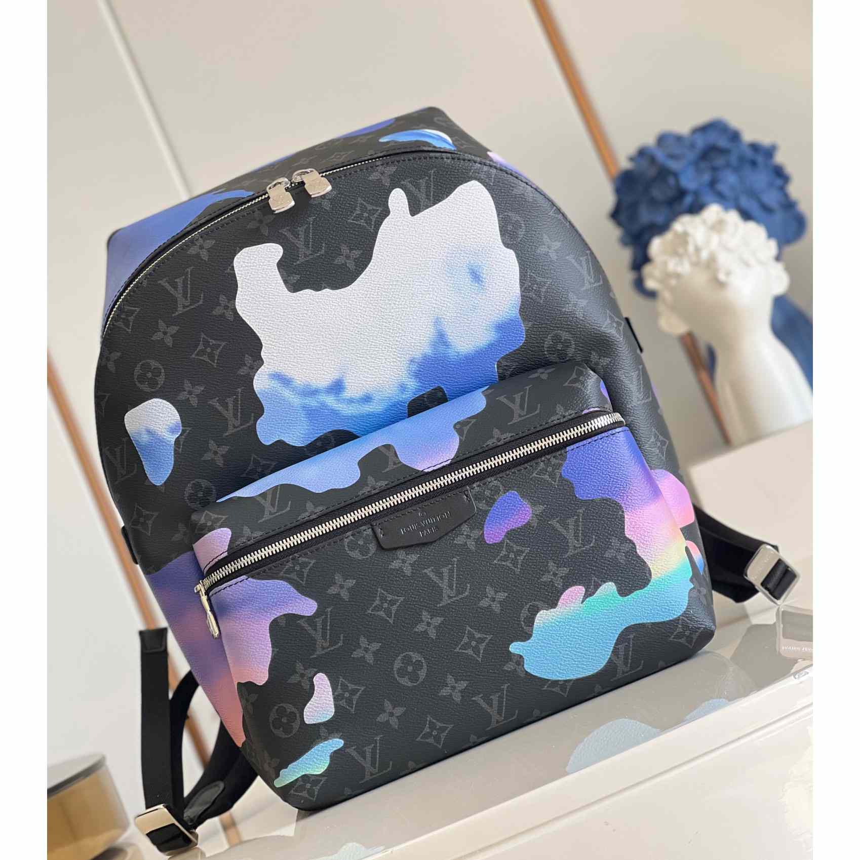 Louis Vuitton Discovery Backpack (30x40x20cm) - 