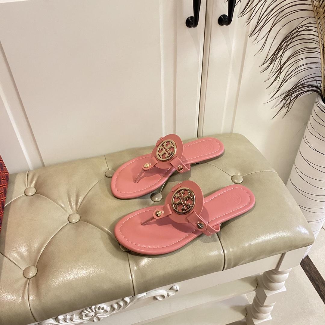 Tory Burch Leather Thong Sandals  - PerfectKickZ