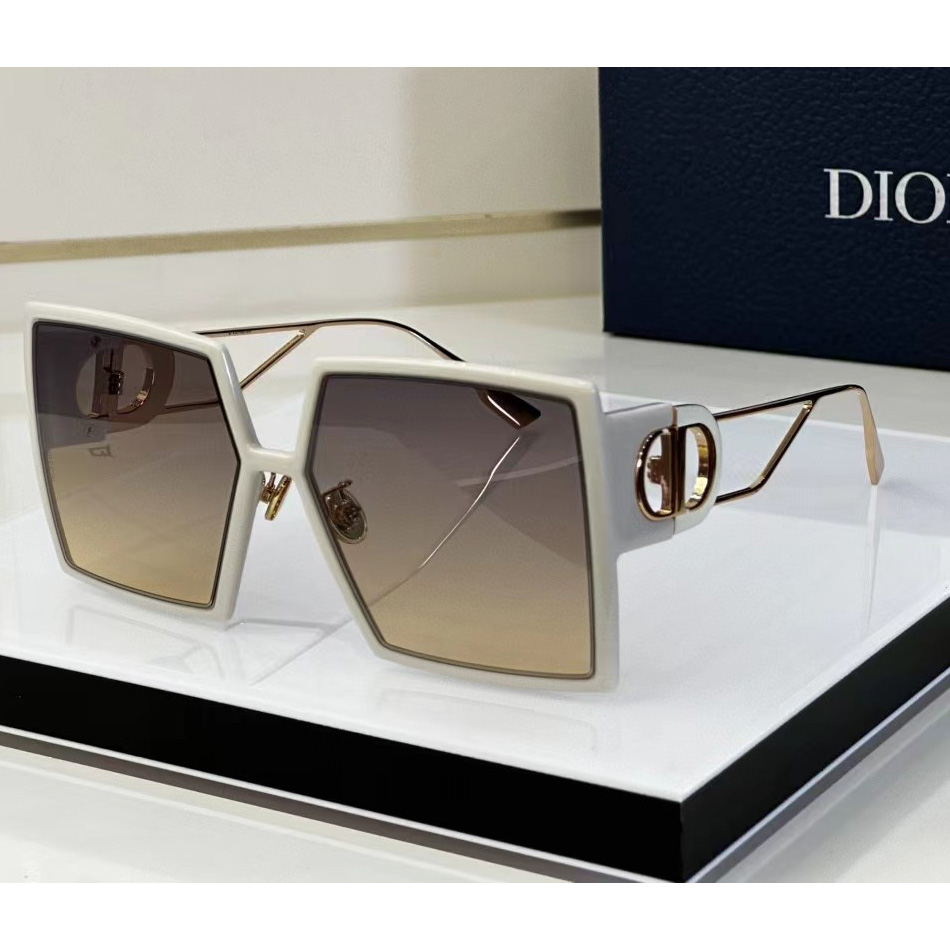 Dior 30Montaigne SU Sunglasses  - PerfectKickZ