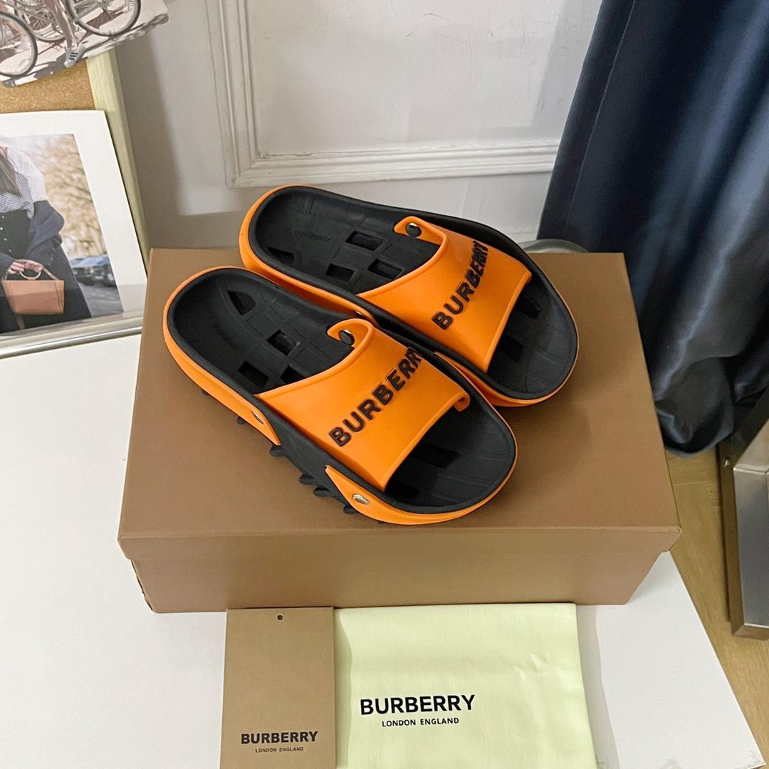 Burberry Bucklow Logo Slides - PerfectKickZ
