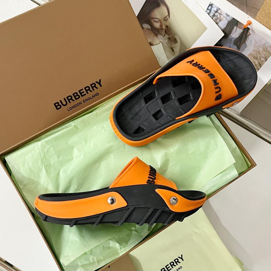 Burberry Bucklow Logo Slides - PerfectKickZ