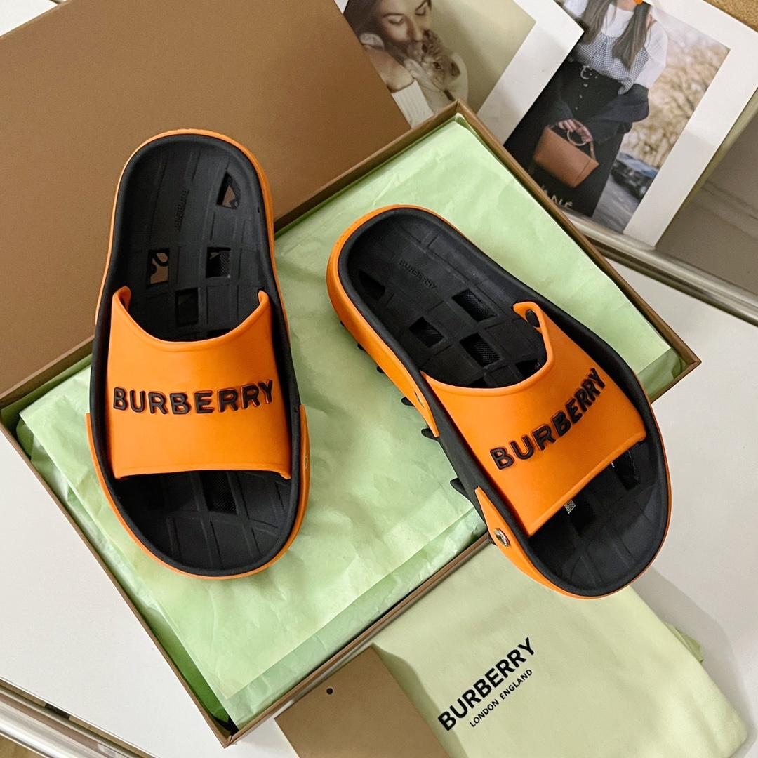 Burberry Bucklow Logo Slides - PerfectKickZ