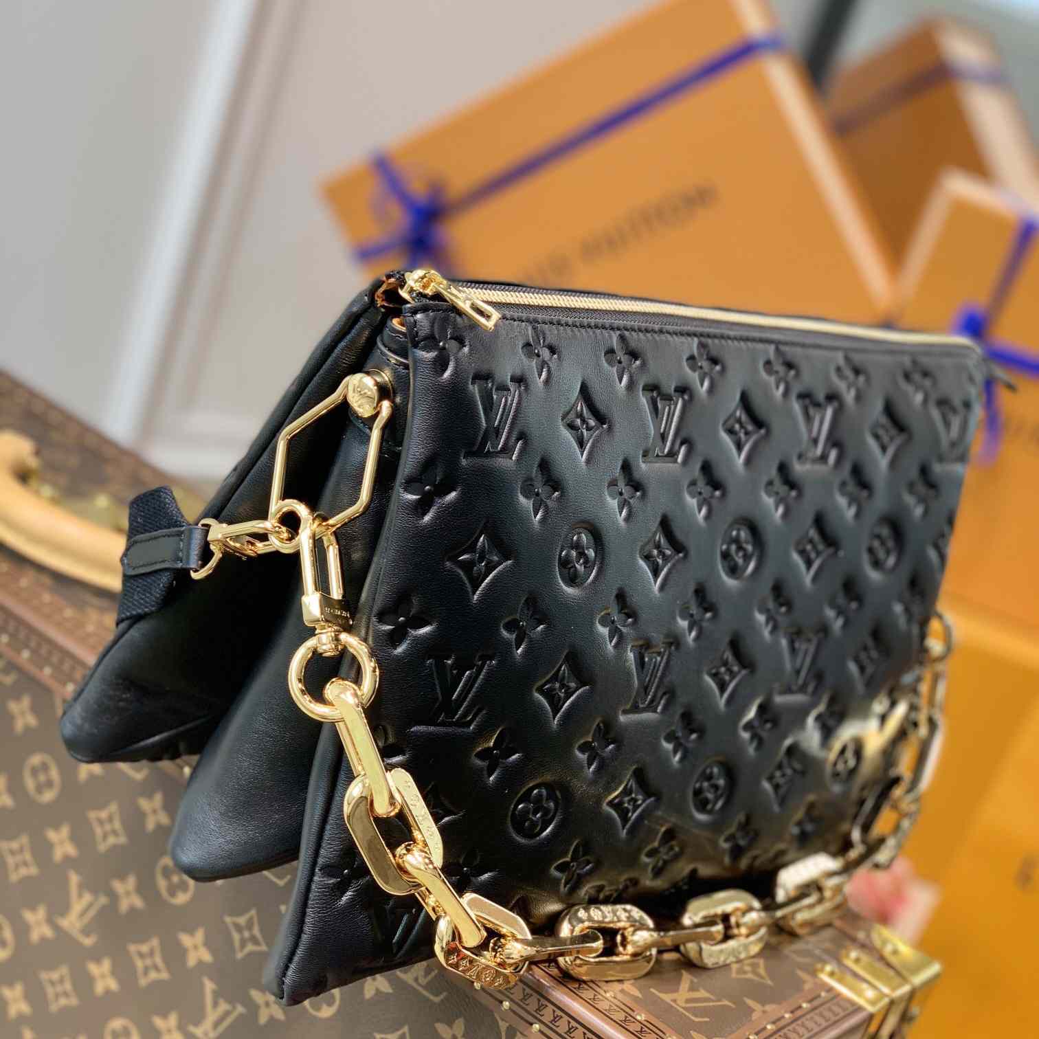 Louis Vuitton Coussin PM Black Lamb (34 x 24 x 12cm)    M57783 - PerfectKickZ
