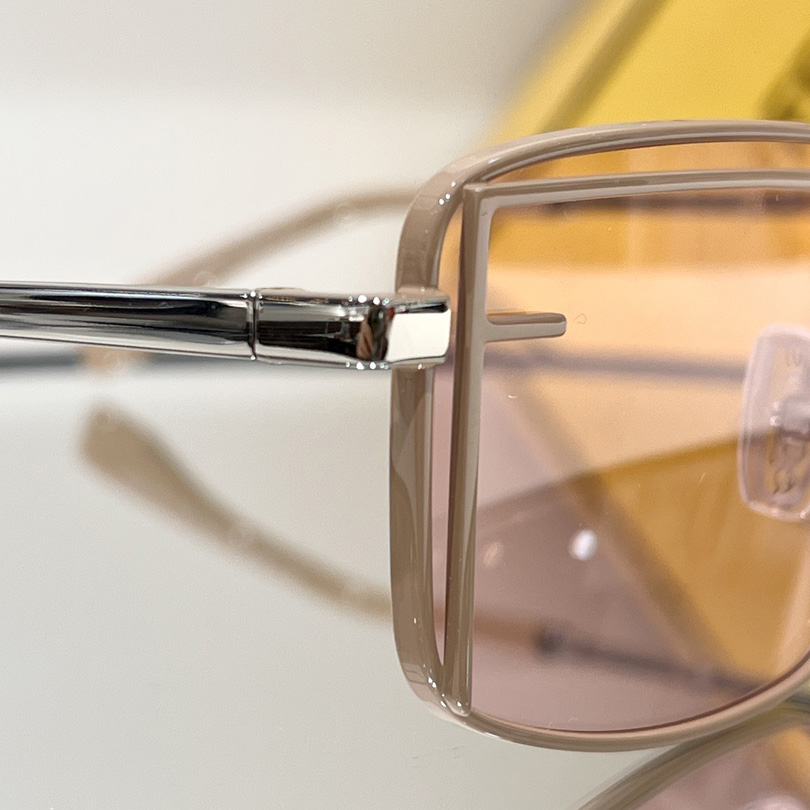 Fendi First Sight Brown Metal Fashion Show Sunglasses With pink Lenses - PerfectKickZ