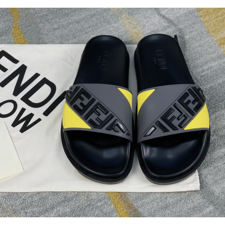 Fendi Multicolor Rubber Slides - 
