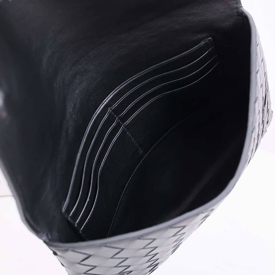 Bottega Veneta Flap Pouch - PerfectKickZ