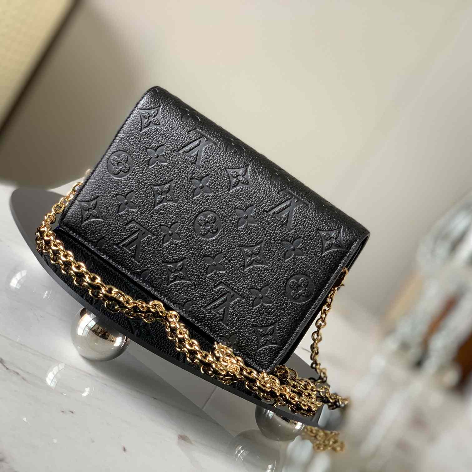 Louis Vuitton Black Monogram Empreinte Leather Vavin Wallet On Chain (19x 12.5 x 4 cm)    M67839 - PerfectKickZ