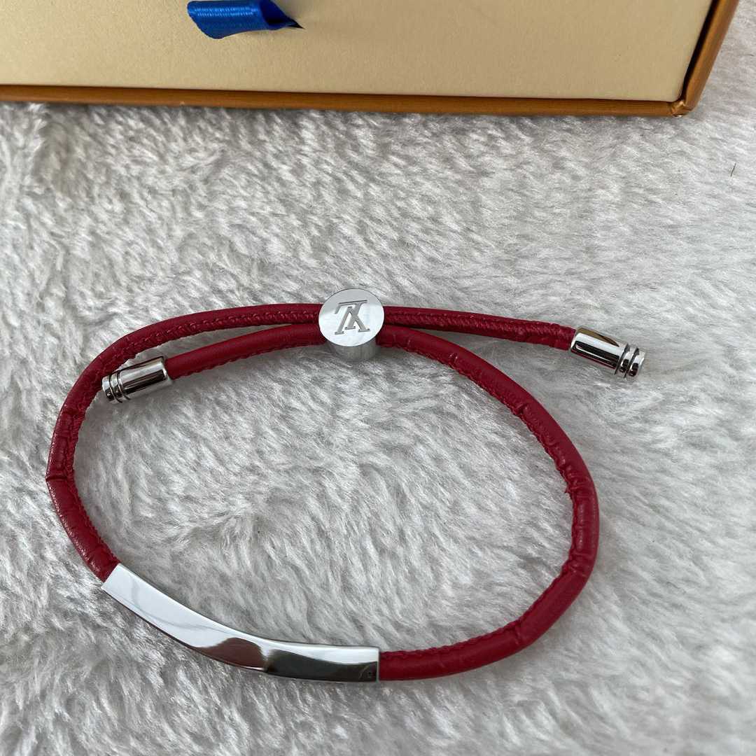 Louis Vuitton Clip It Bracelet     M8120E - PerfectKickZ