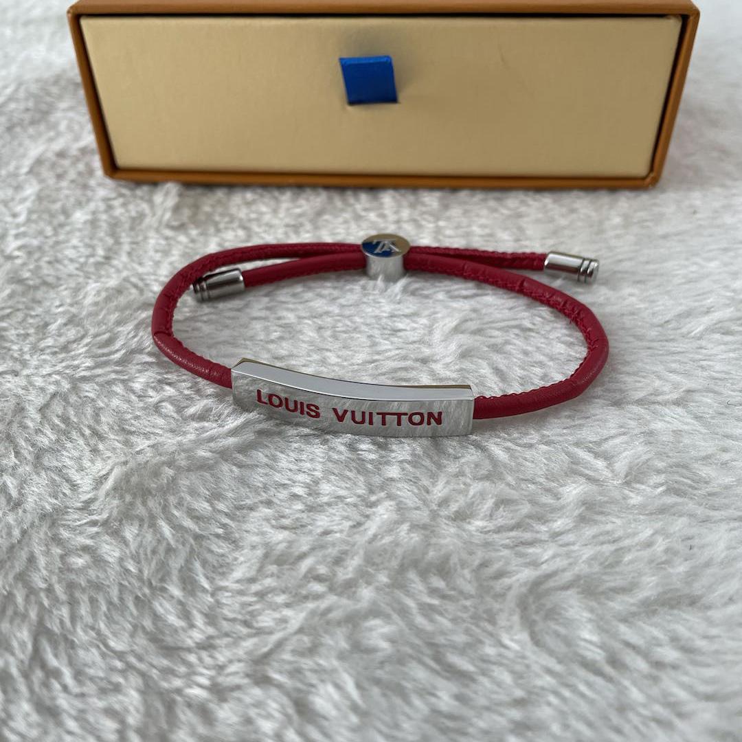 Louis Vuitton Clip It Bracelet     M8120E - PerfectKickZ