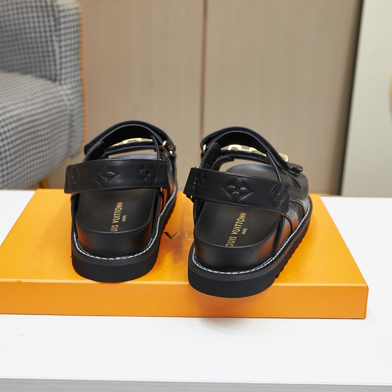 Louis Vuitton Paseo Flat Comfort Sandal   1AB3QE - PerfectKickZ