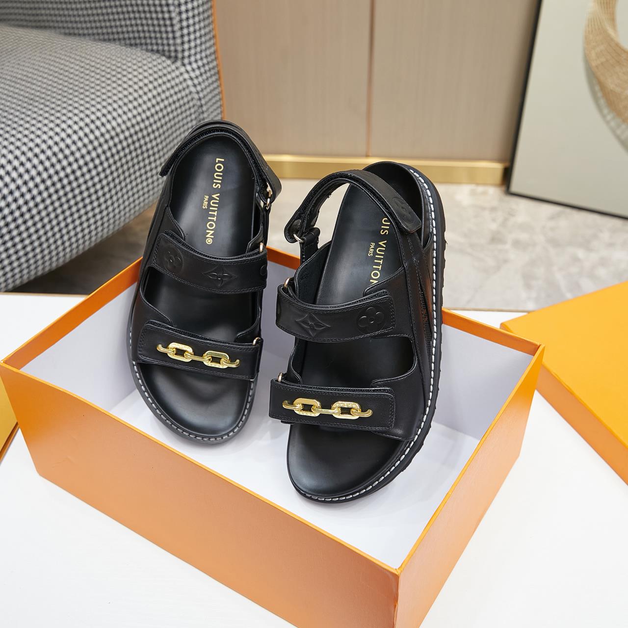 Louis Vuitton Paseo Flat Comfort Sandal   1AB3QE - PerfectKickZ