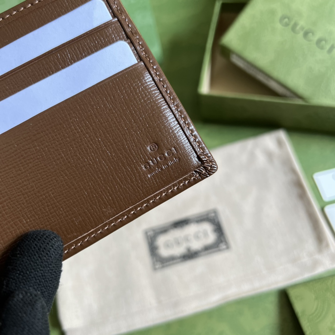 Gucci Wallet With Interlocking G - PerfectKickZ