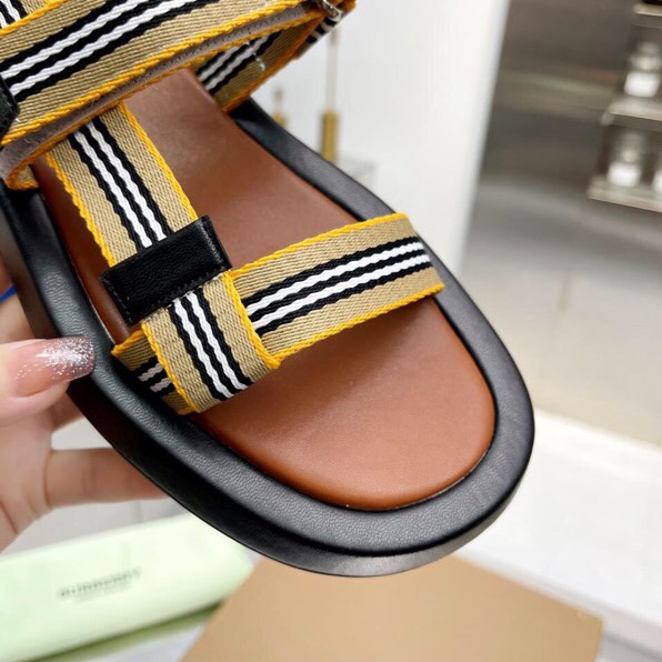 Burberry Icon Stripe Flat Sandals - PerfectKickZ