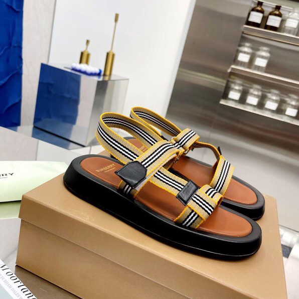 Burberry Icon Stripe Flat Sandals - PerfectKickZ