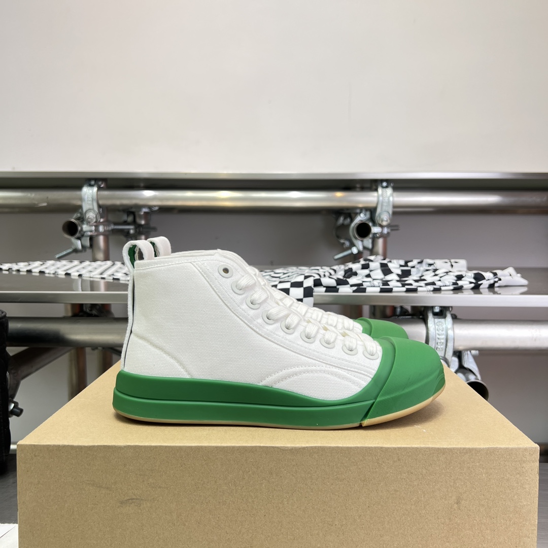Bottega Veneta Vulcan Sneaker - PerfectKickZ
