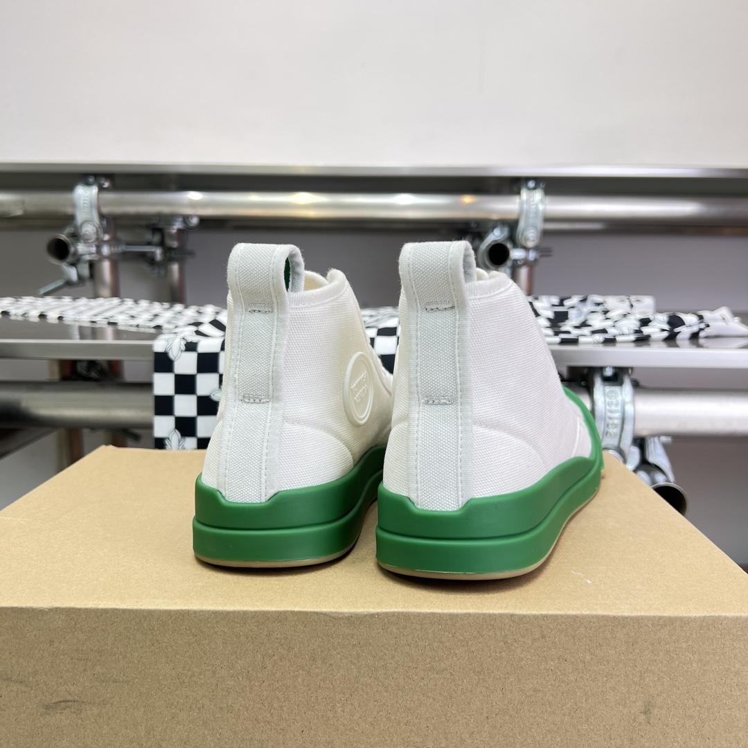 Bottega Veneta Vulcan Sneaker - PerfectKickZ
