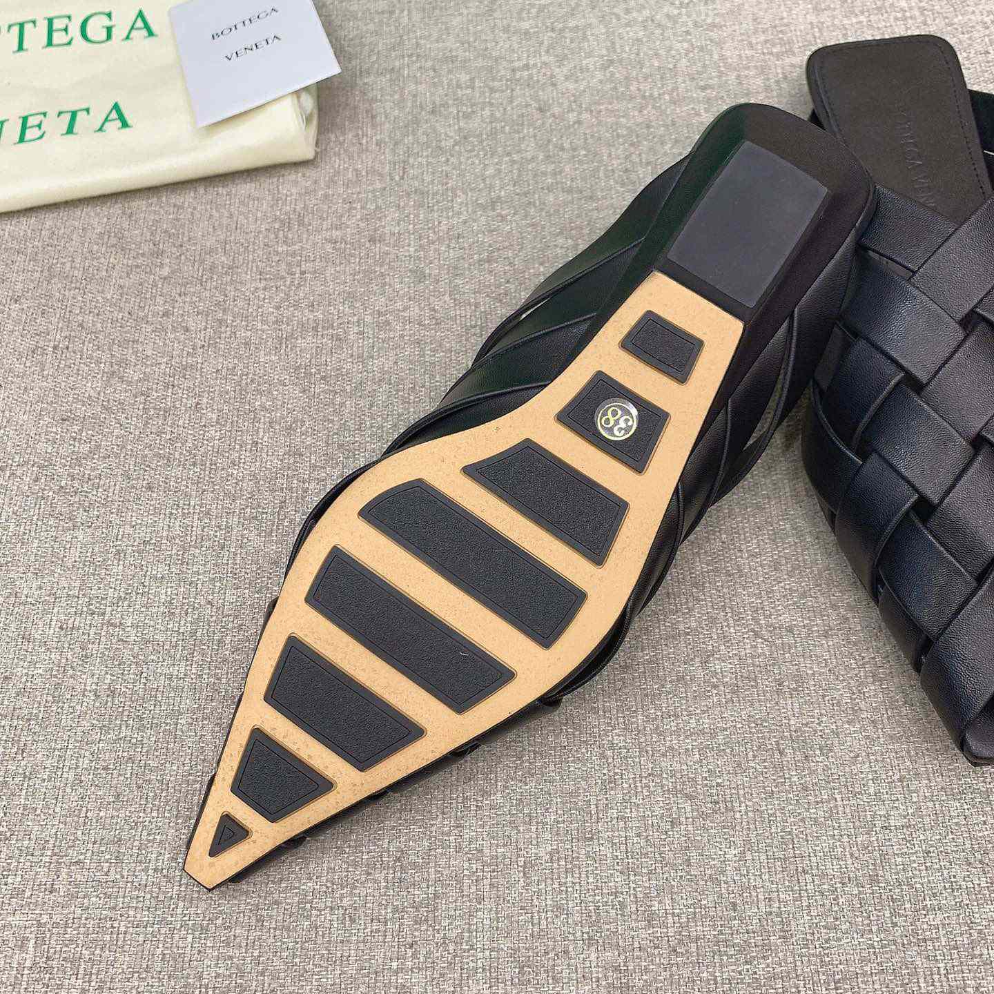 Bottega Veneta Alfie Slipper - PerfectKickZ