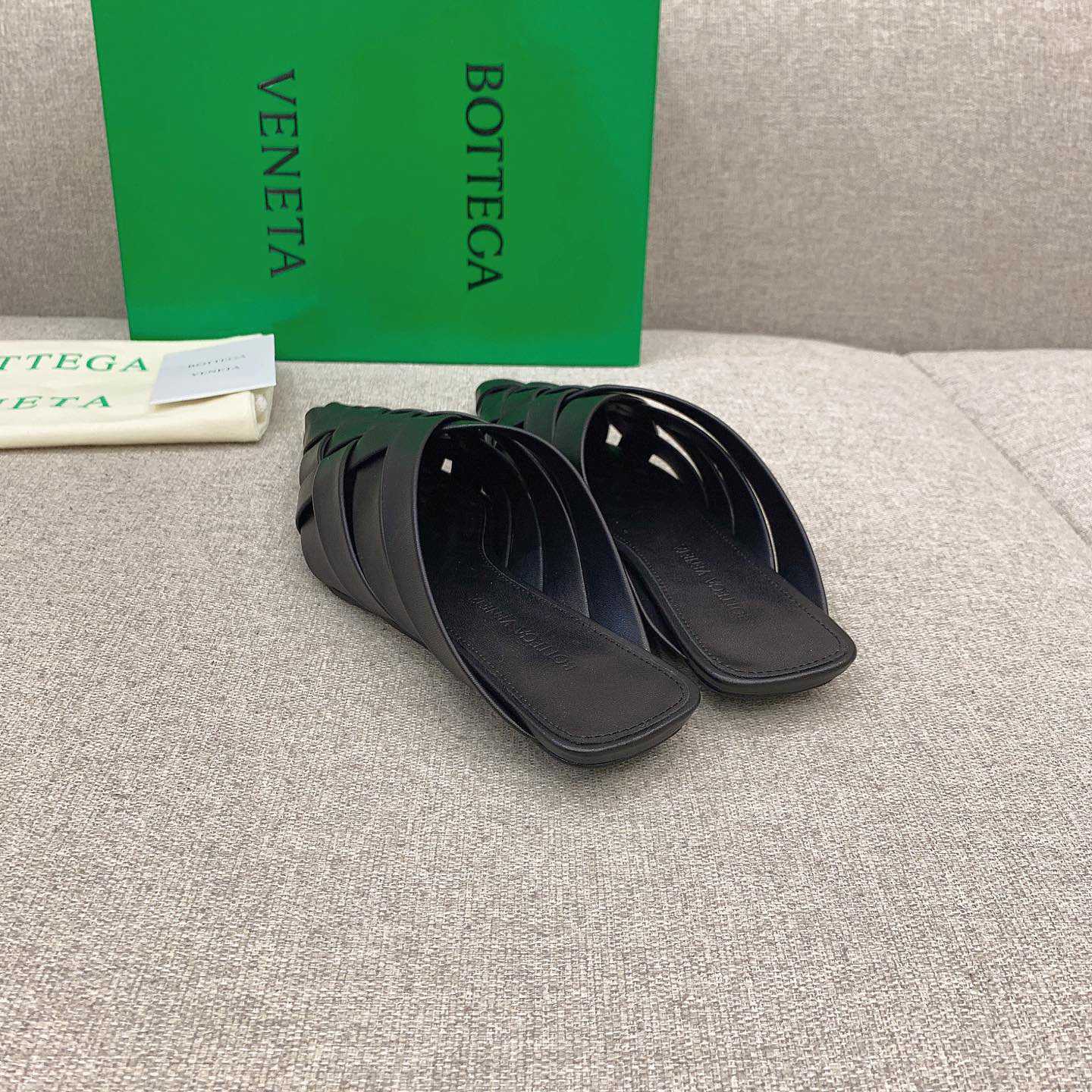 Bottega Veneta Alfie Slipper - PerfectKickZ
