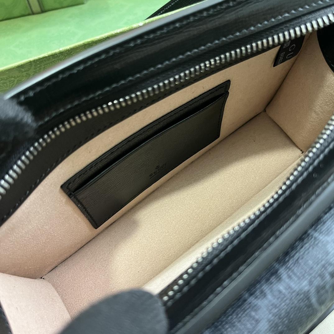 Gucci GG Belt Bag With Interlocking G (18-13-5cm) - 