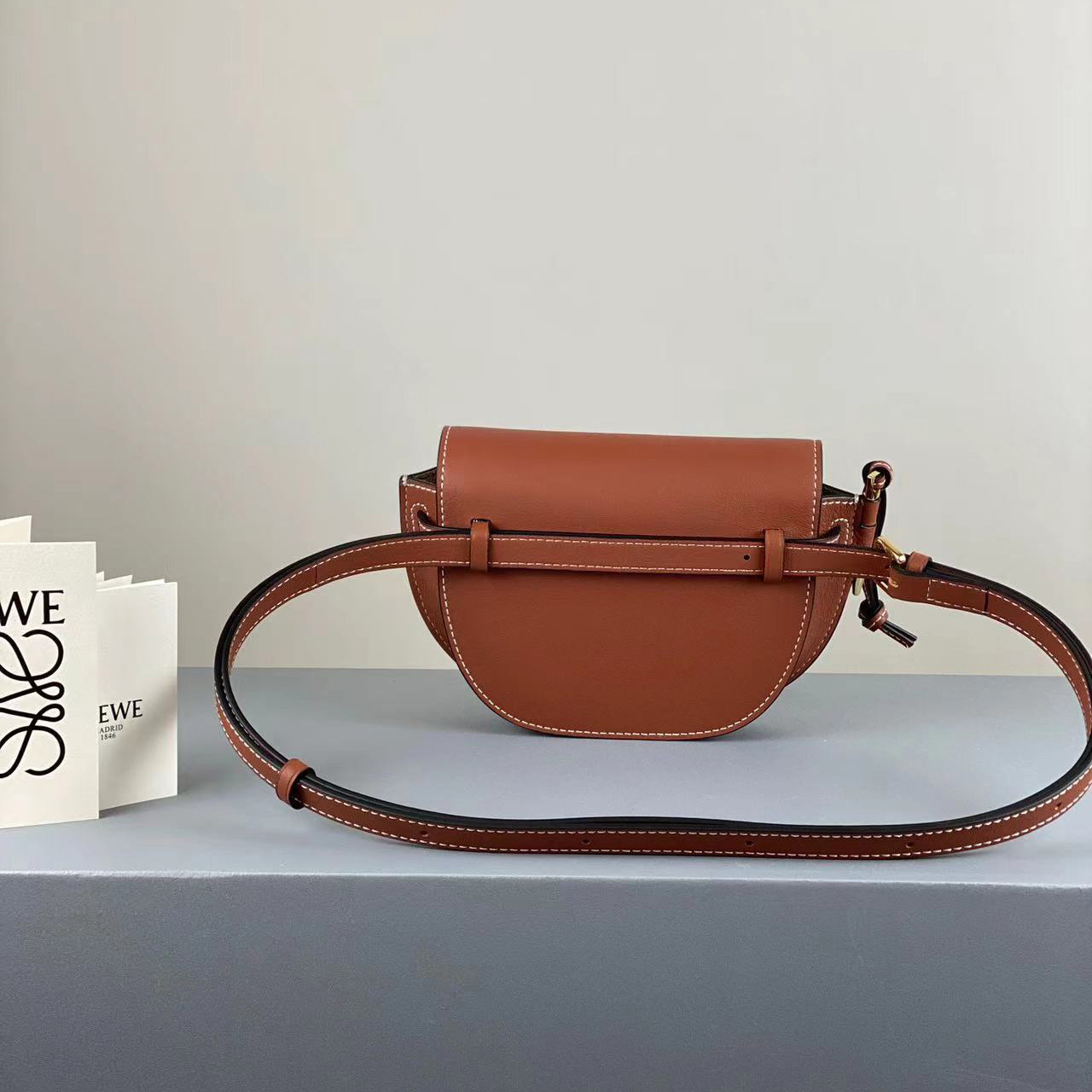 Loewe Gate Shoulder Bag  ( 20-13-8  cm) - PerfectKickZ