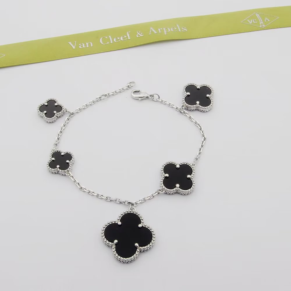 Van Cleef & Arpels Bracelet - PerfectKickZ