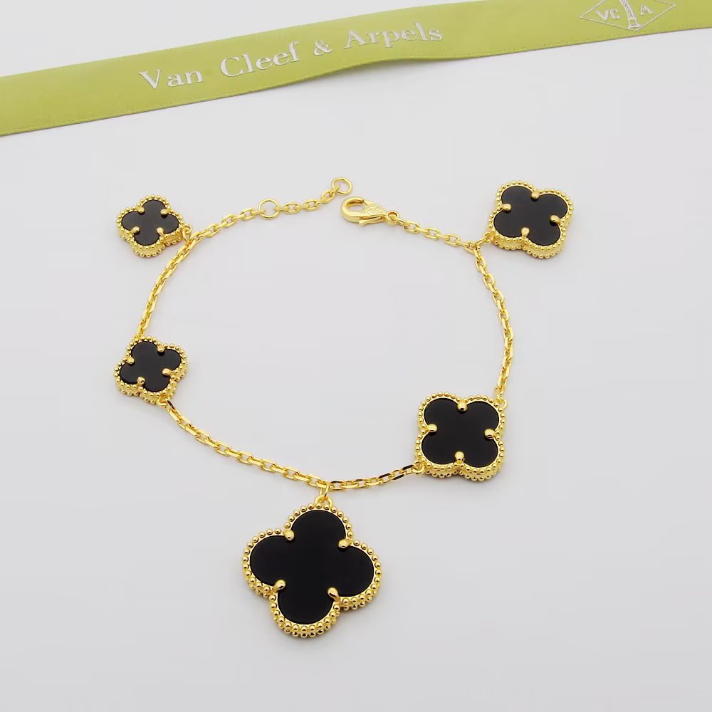 Van Cleef & Arpels Bracelet - PerfectKickZ