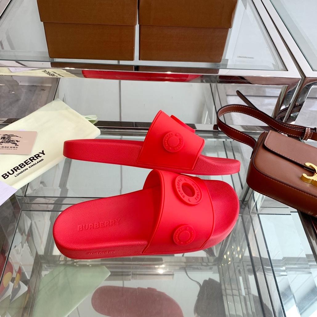 Burberry Eyelet Rubber Slide - PerfectKickZ