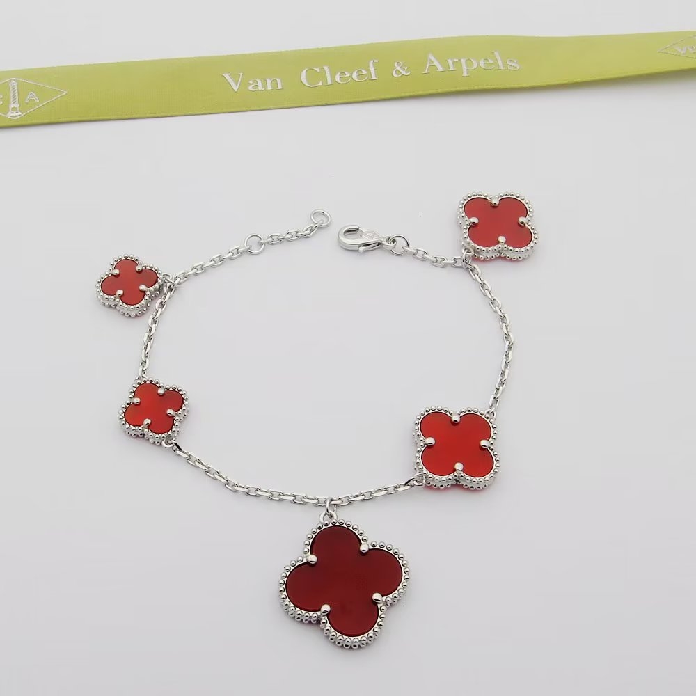 Van Cleef & Arpels Bracelet - PerfectKickZ