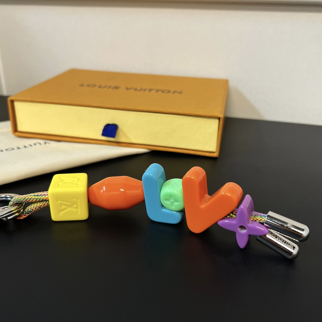 Louis Vuitton Lv Play Keychains & Holders   MP3450 - 