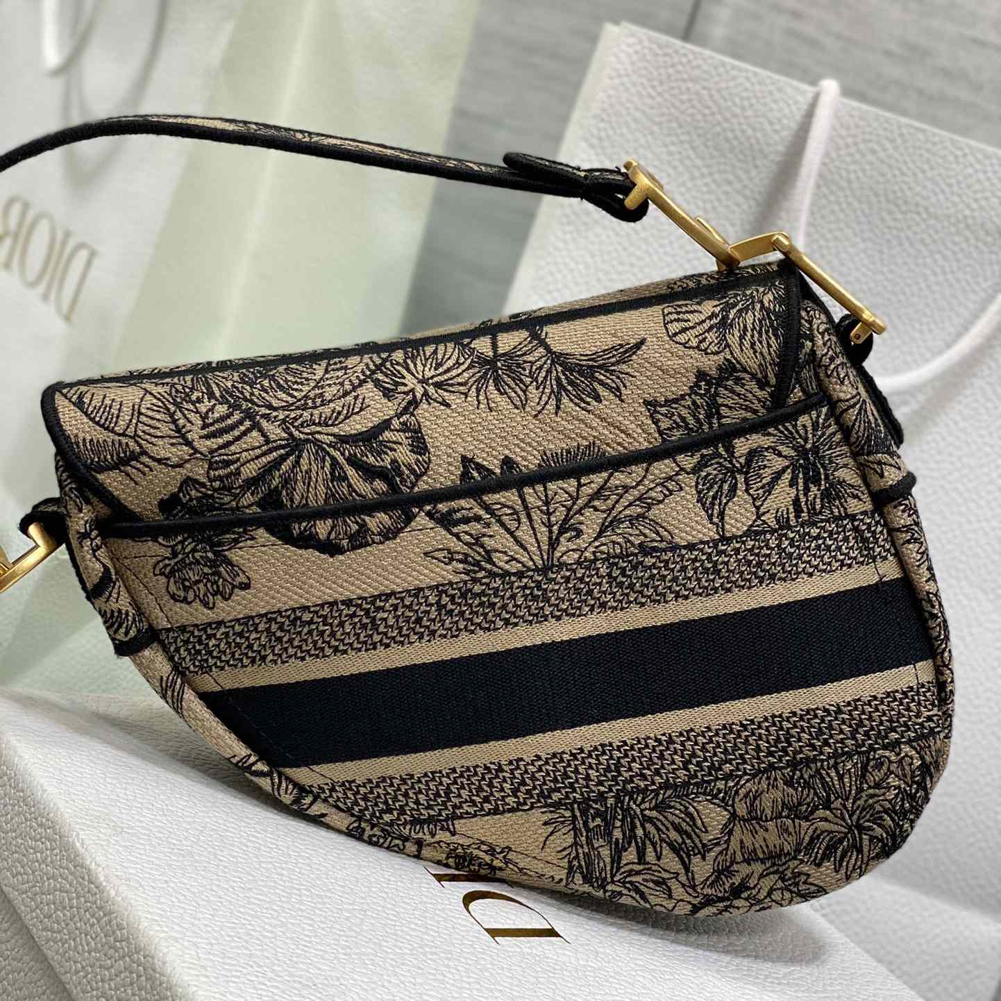 Dior Saddle Bag  - PerfectKickZ