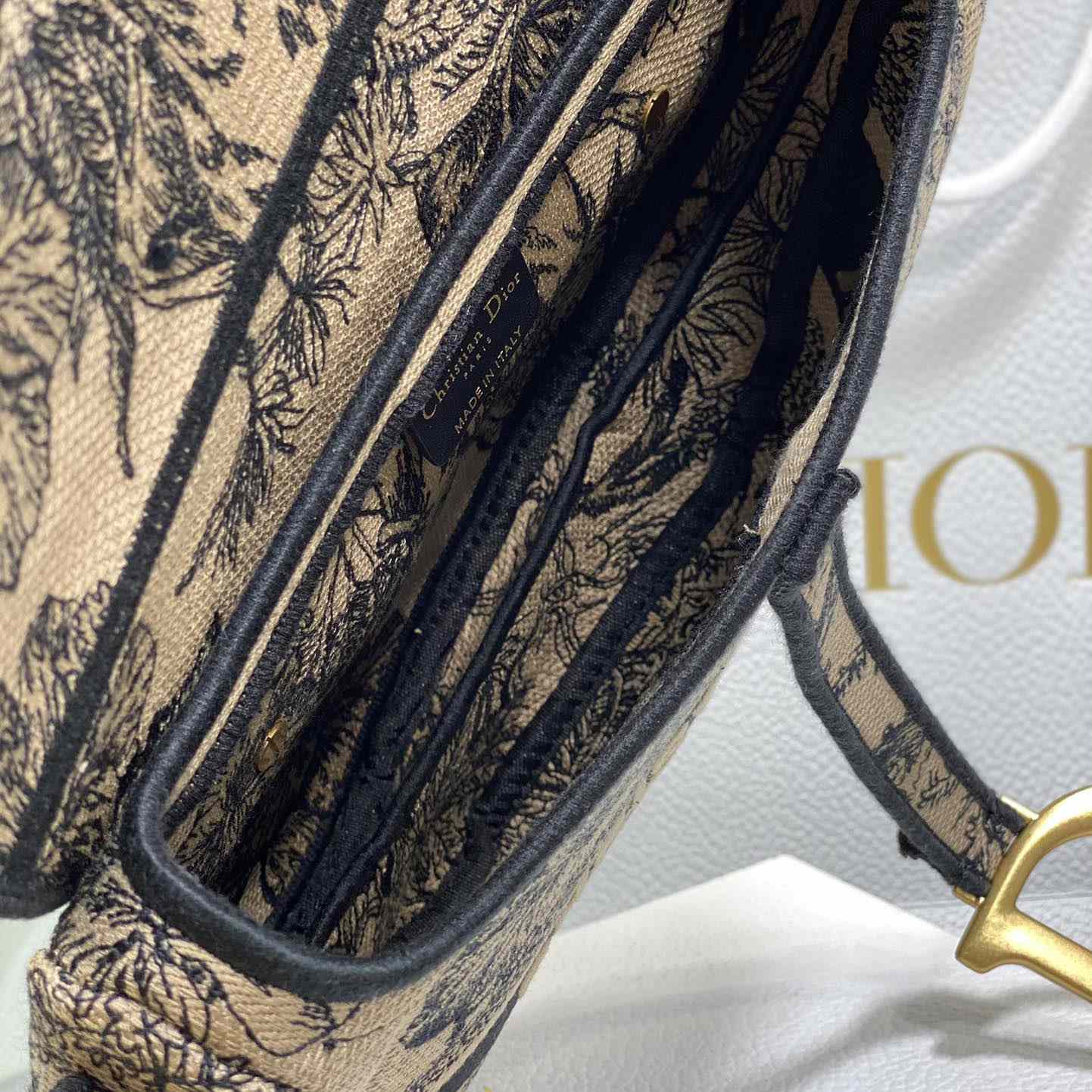 Dior Saddle Bag  - PerfectKickZ