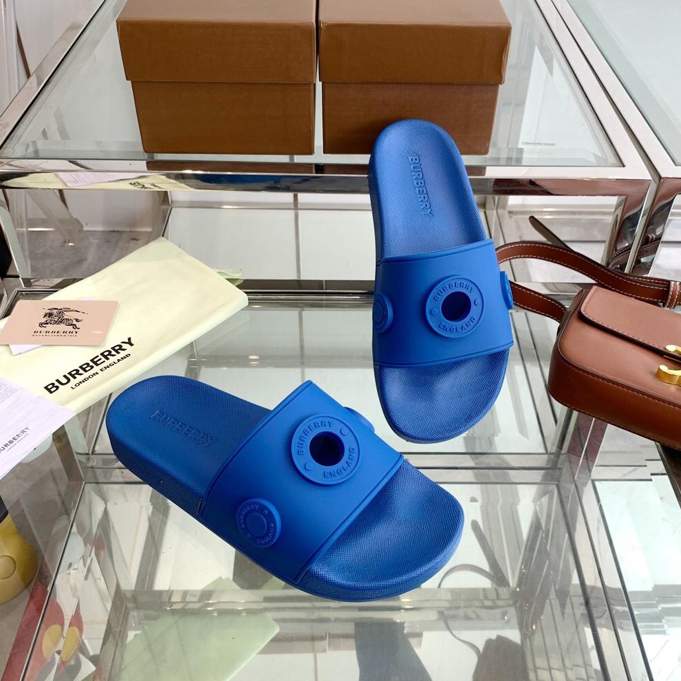Burberry Eyelet Rubber Slide - PerfectKickZ