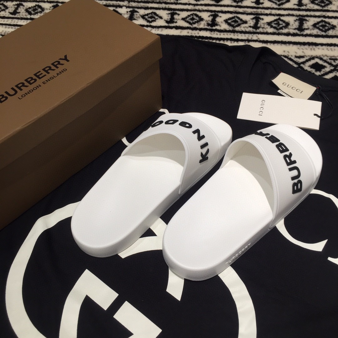 Burberry Women's Kingdom Slide Sandals - PerfectKickZ