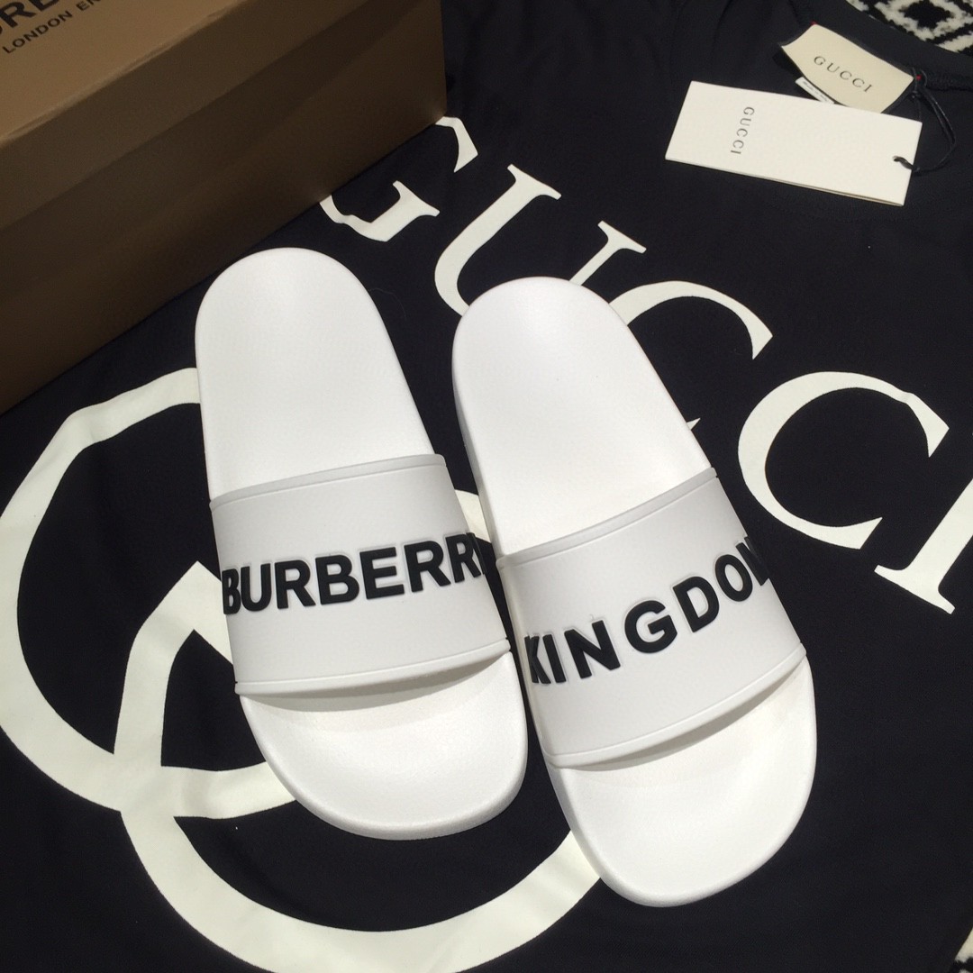 Burberry Women's Kingdom Slide Sandals - PerfectKickZ