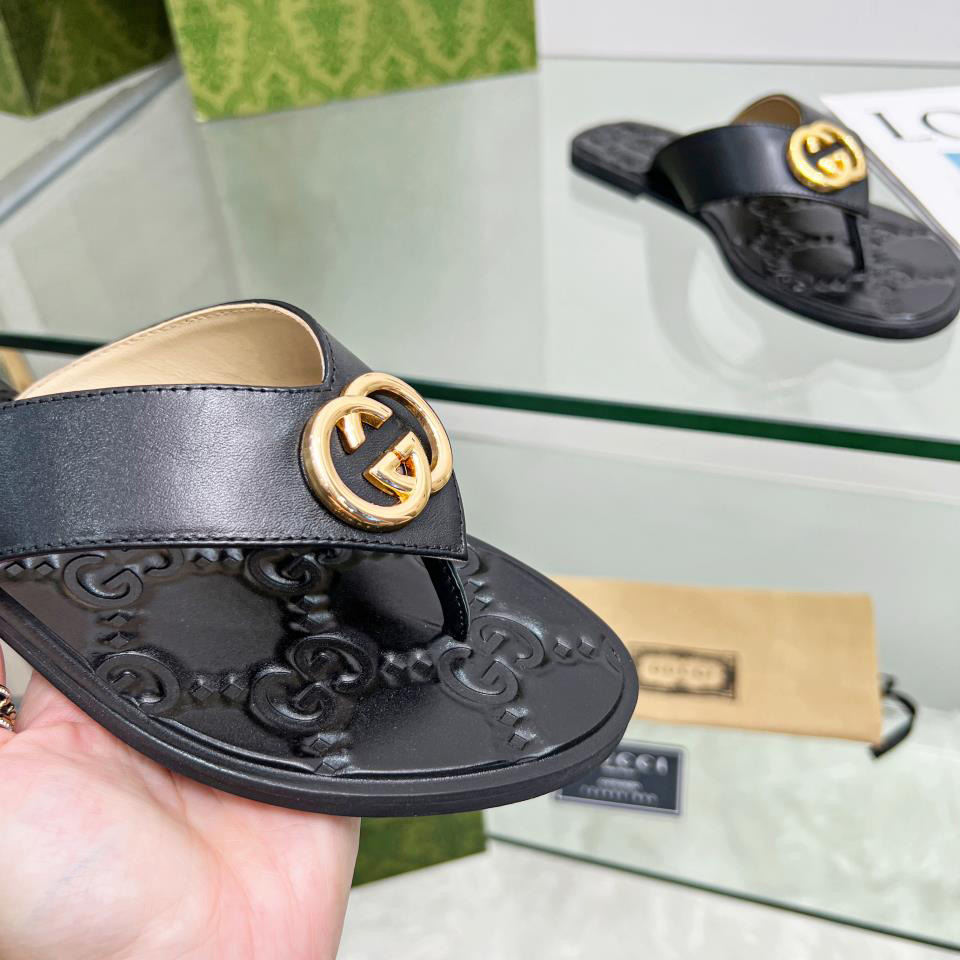 Gucci Women's Interlocking G Thong Sandal - PerfectKickZ
