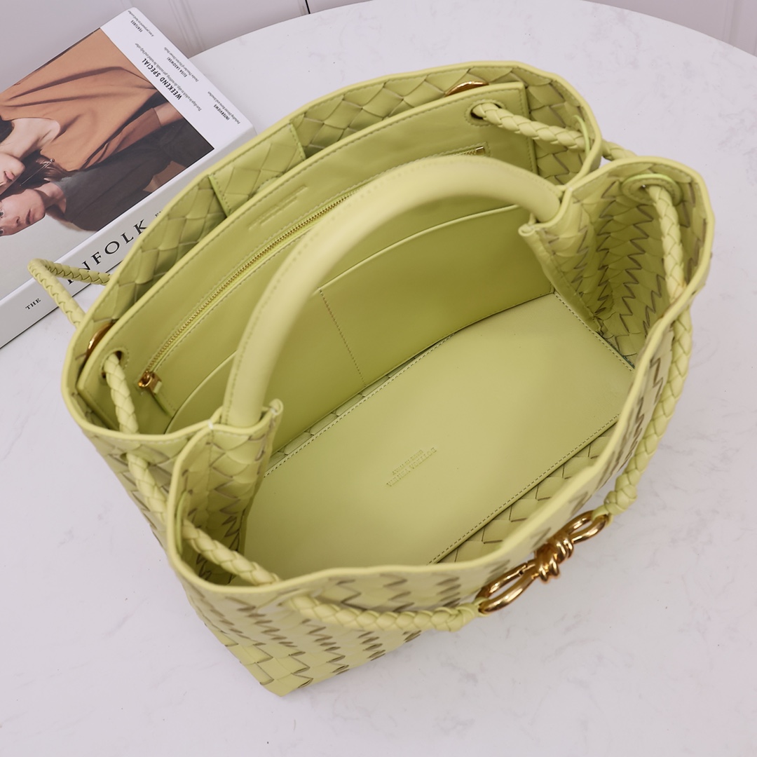 Bottega Veneta Medium Andiamo - PerfectKickZ