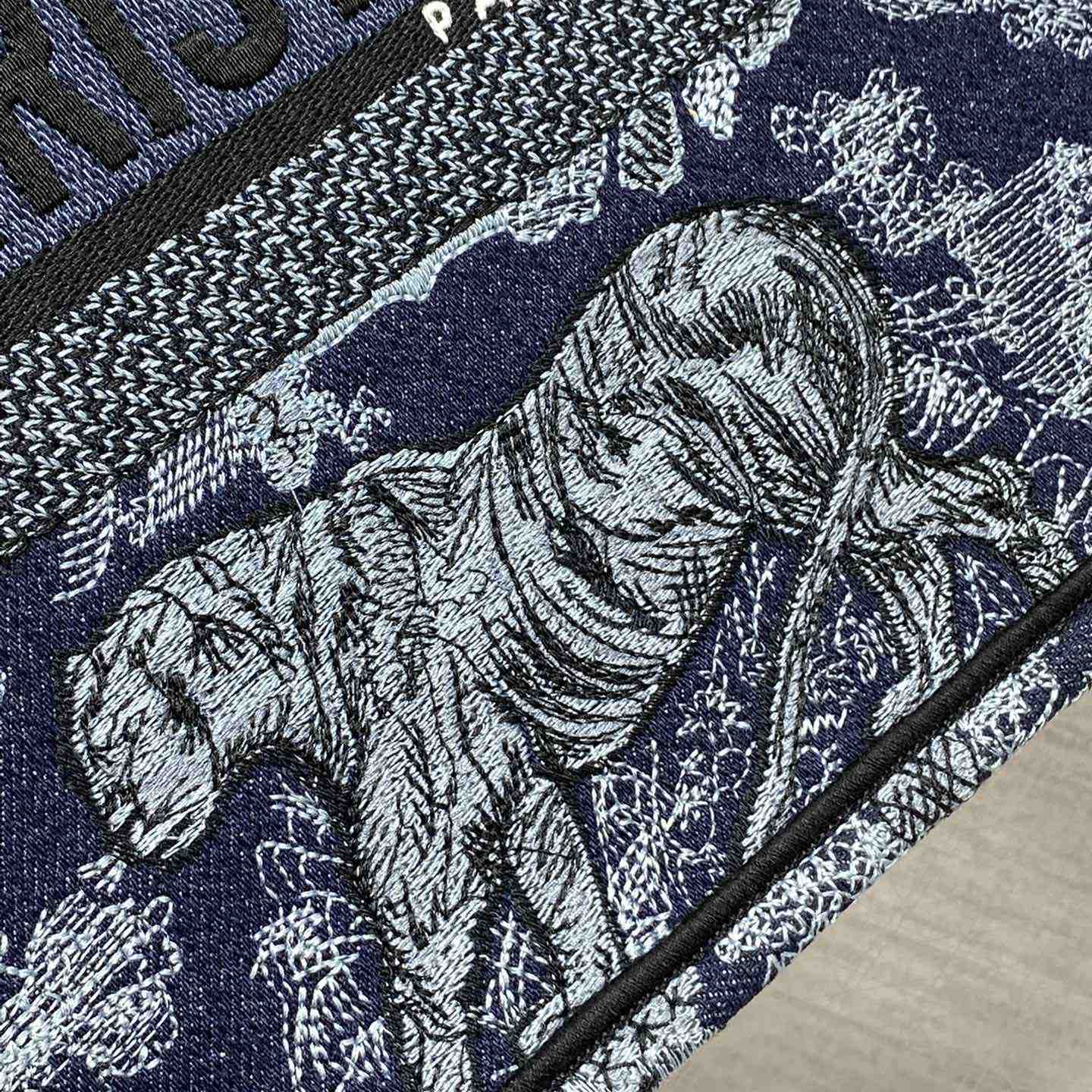Dior Medium Dior Book Tote - PerfectKickZ