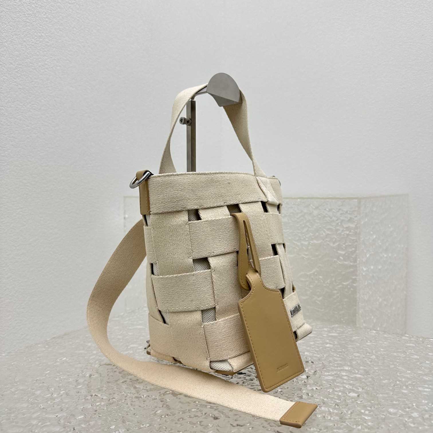 Jacquemus Le seau Gros Grain Utility Bucket Bag (16x14x24cm) - 