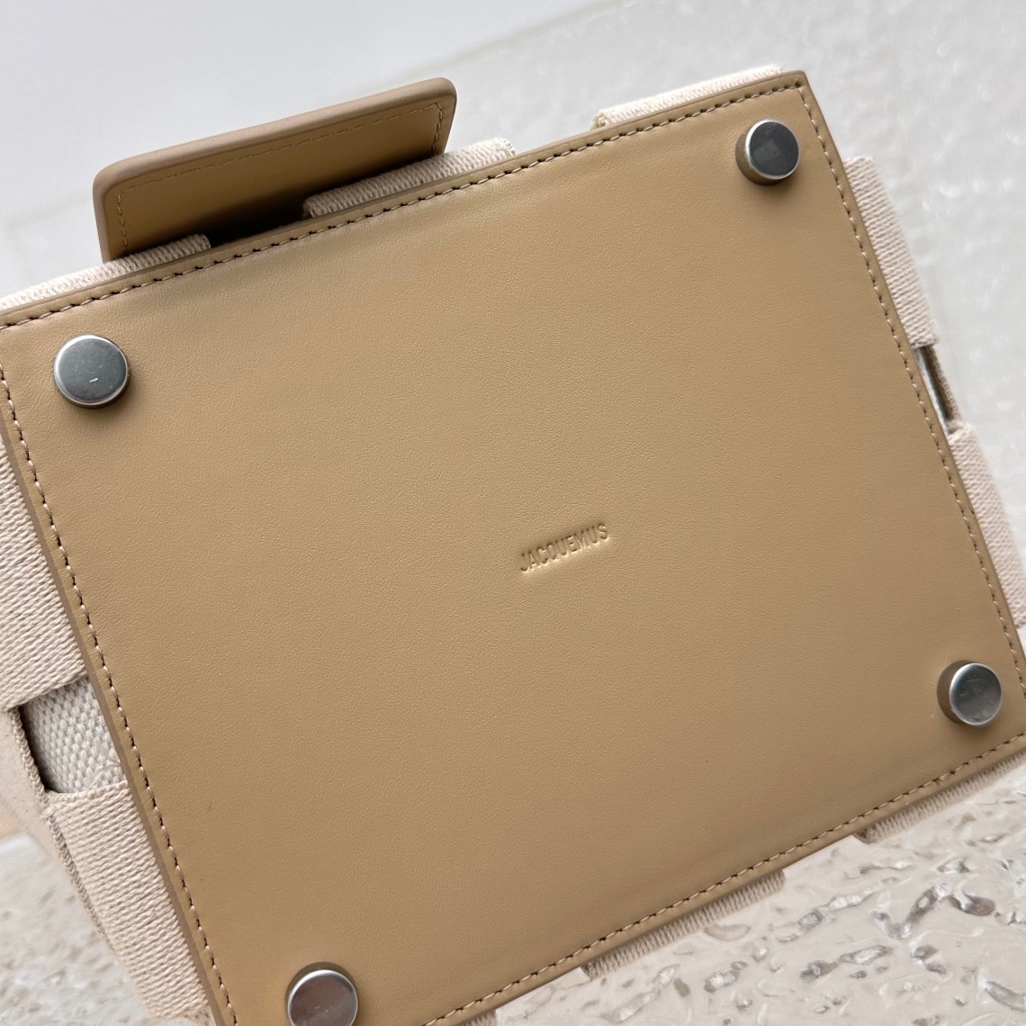 Jacquemus Le seau Gros Grain Utility Bucket Bag (16x14x24cm) - 