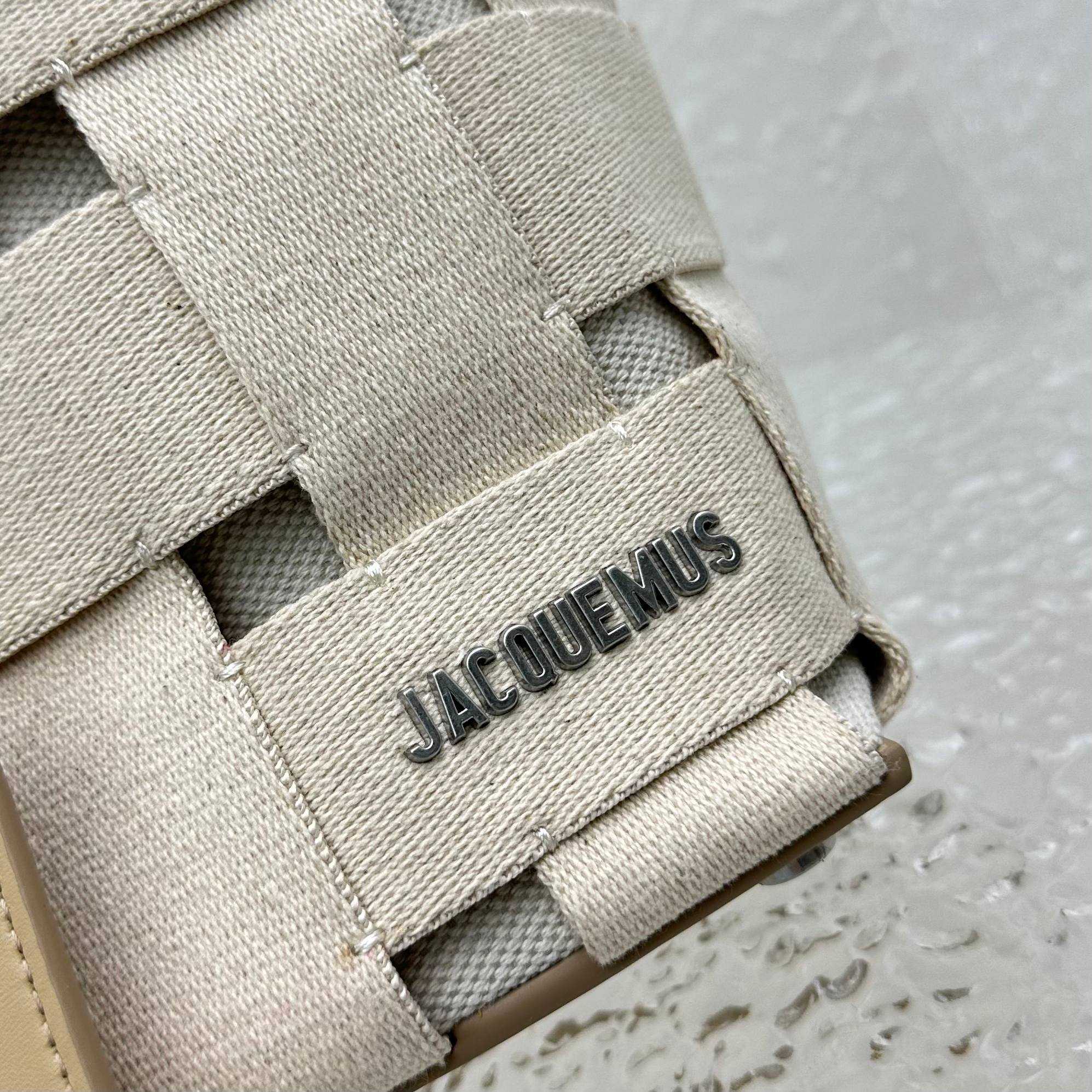 Jacquemus Le seau Gros Grain Utility Bucket Bag (16x14x24cm) - 