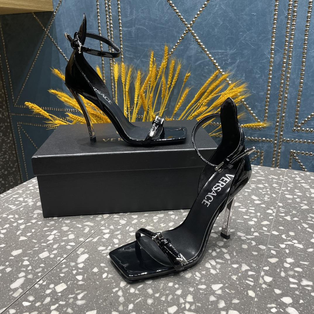 Versace Pin-Point Sandals - PerfectKickZ