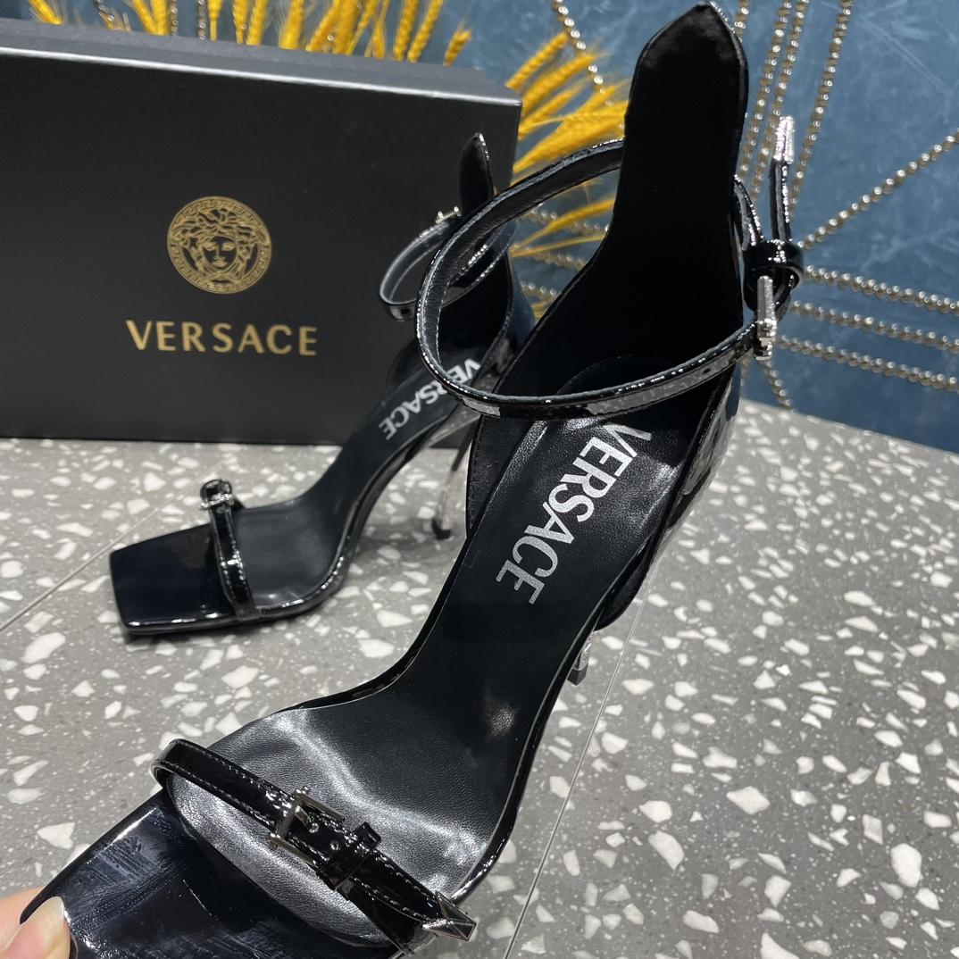 Versace Pin-Point Sandals - PerfectKickZ