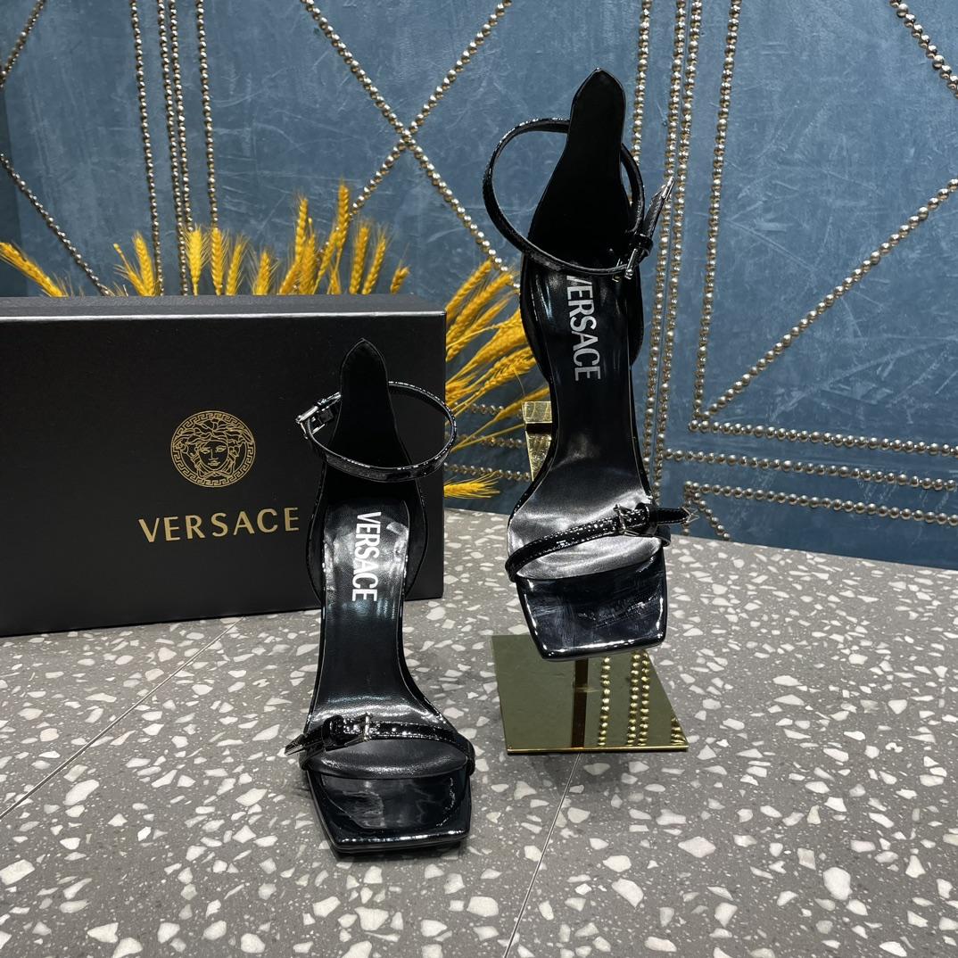 Versace Pin-Point Sandals - PerfectKickZ